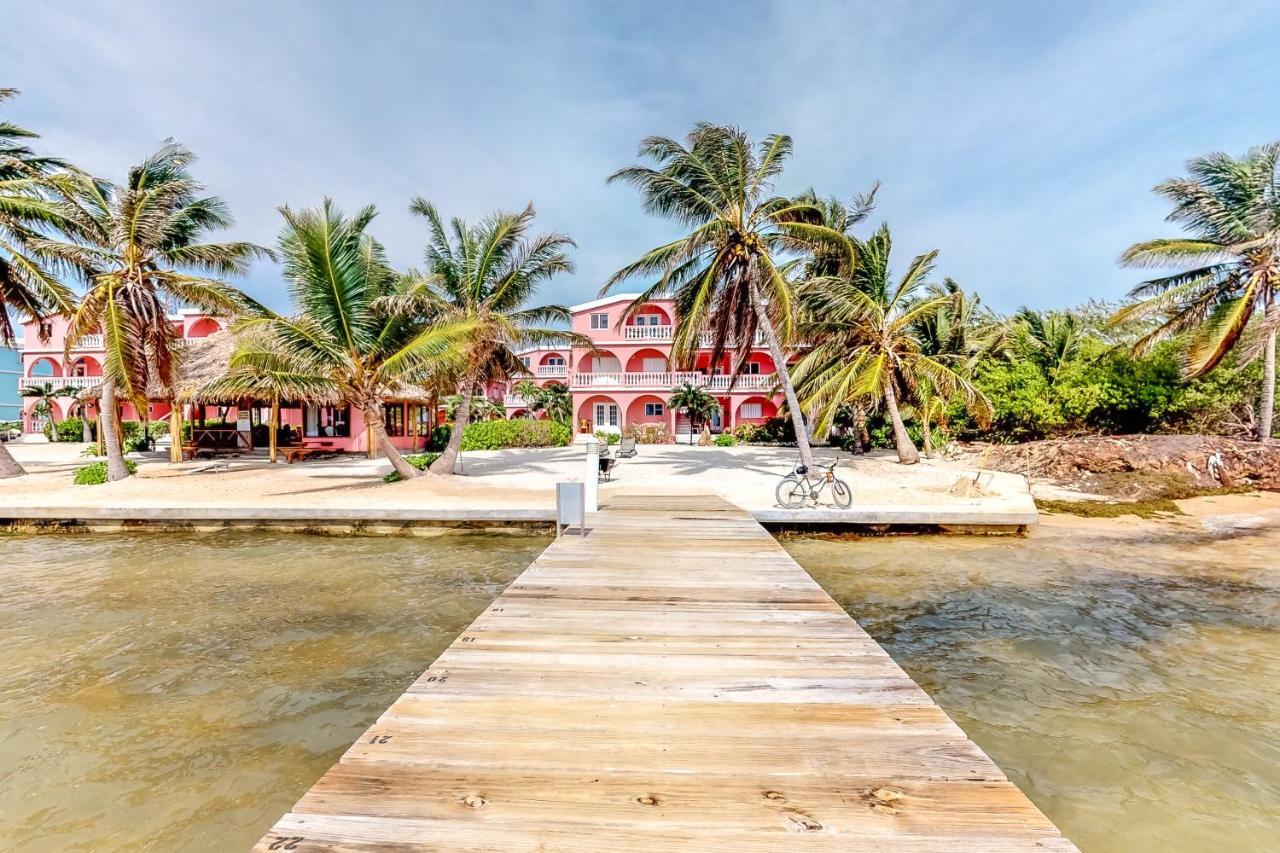 Palm @ Caribe Island Apartment San Pedro  Ngoại thất bức ảnh